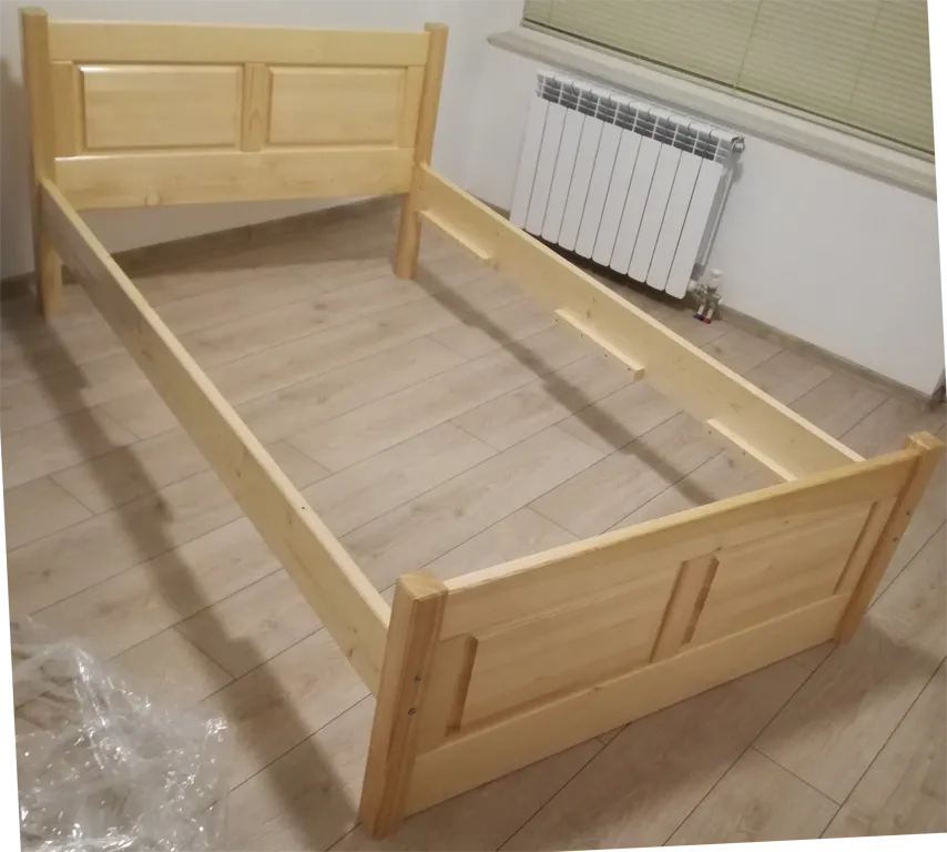 Дървено легло персон и половина